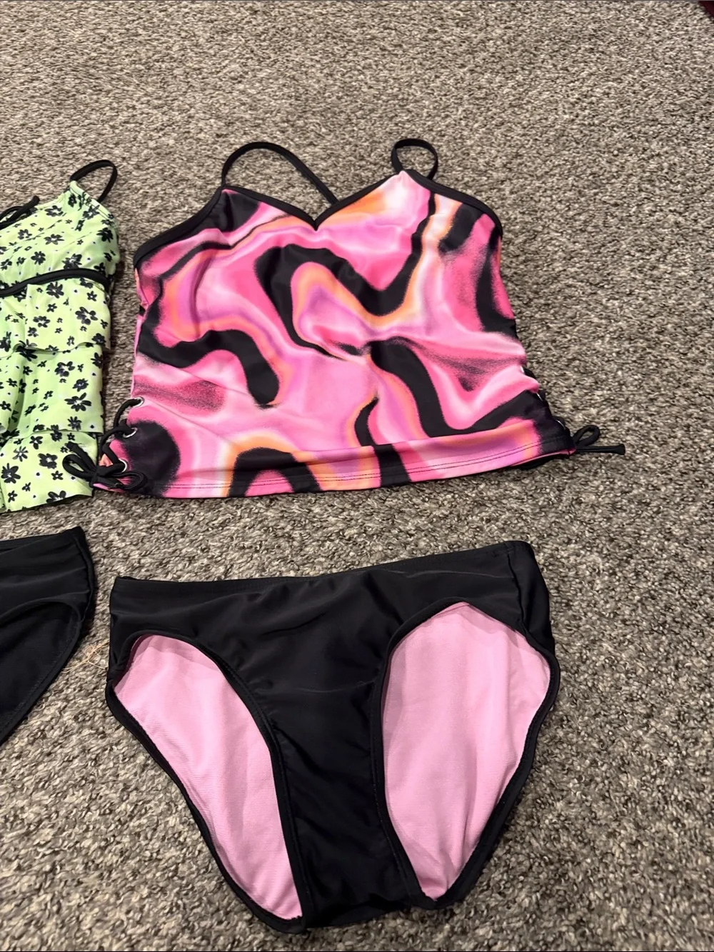 Justice lot swim
